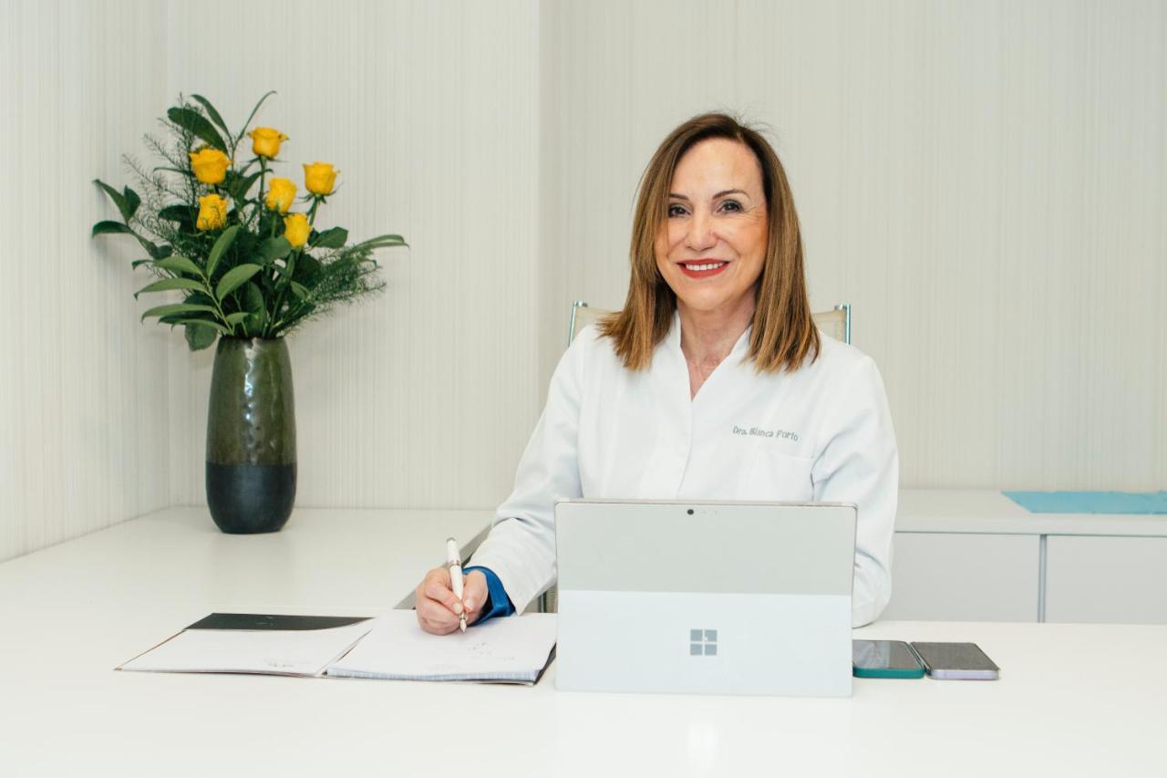 ויגו Gran Hotel Nagari Boutique & Spa מראה חיצוני תמונה Dr. Anna-Maria Kwiatkowska