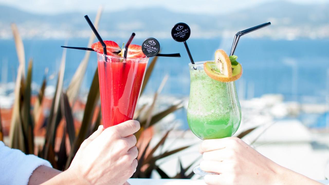 ויגו Gran Hotel Nagari Boutique & Spa מראה חיצוני תמונה Fruit juice