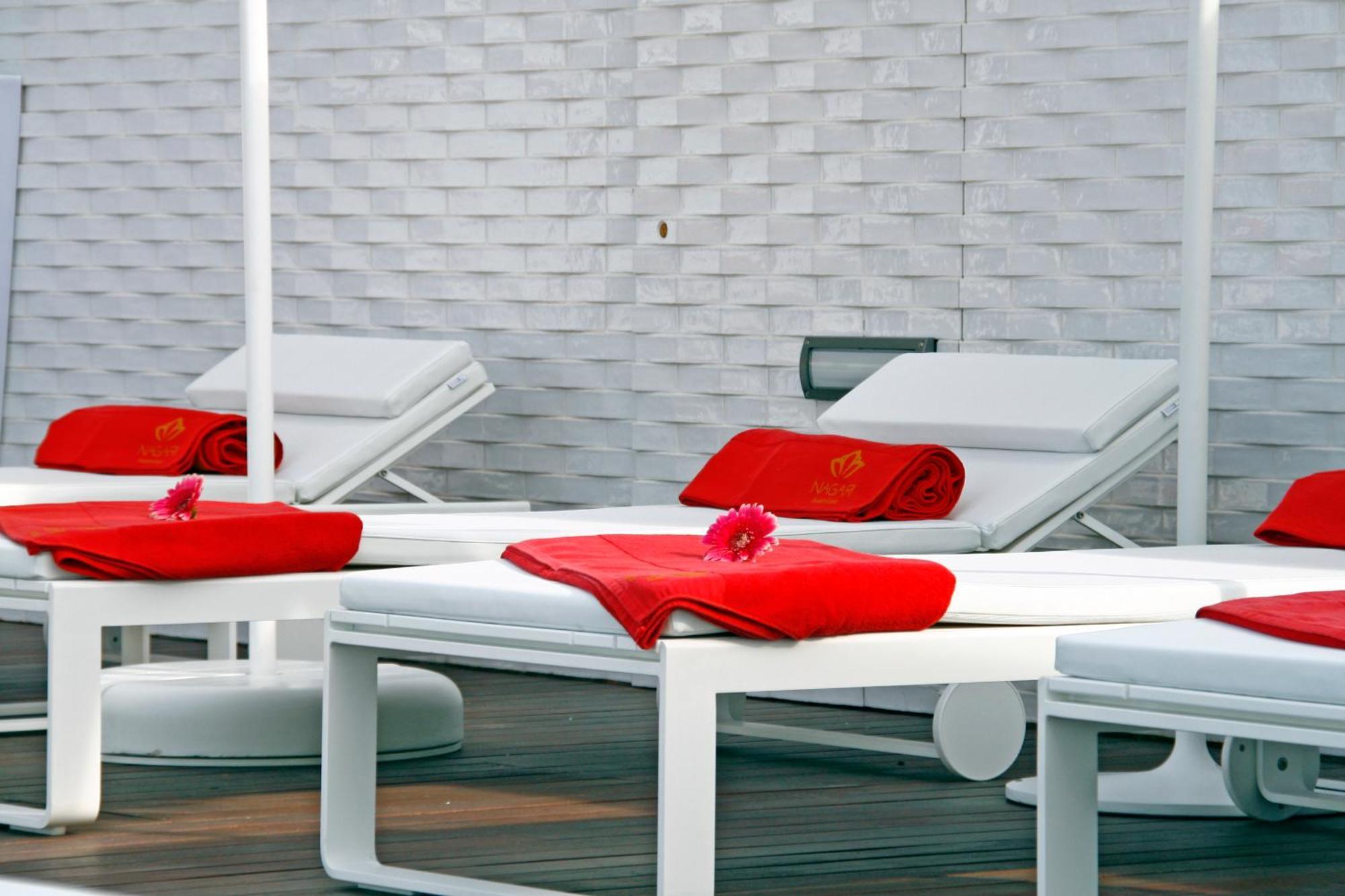 ויגו Gran Hotel Nagari Boutique & Spa מראה חיצוני תמונה The pool at the Mandarin Oriental, Munich