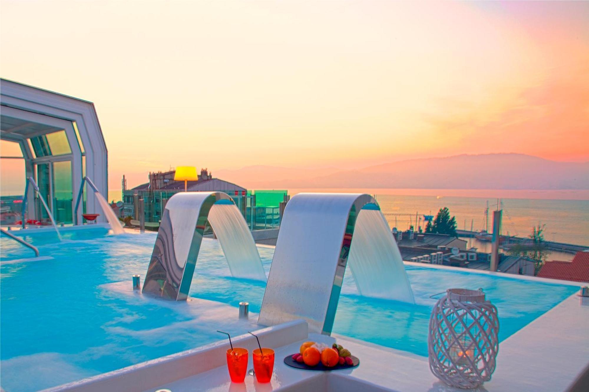 ויגו Gran Hotel Nagari Boutique & Spa מראה חיצוני תמונה The pool at the hotel