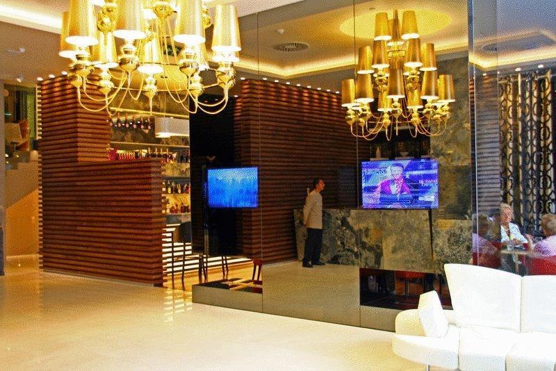 ויגו Gran Hotel Nagari Boutique & Spa מראה חיצוני תמונה The lobby of the hotel