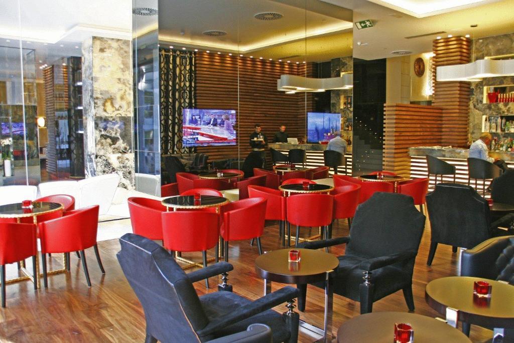 ויגו Gran Hotel Nagari Boutique & Spa מסעדה תמונה The lounge at the airport
